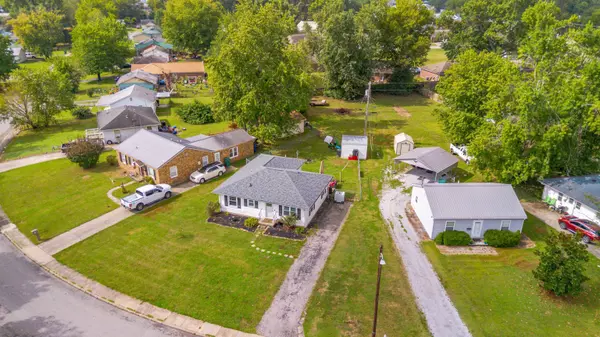 Morganfield, KY 42437,17 Congress Dr