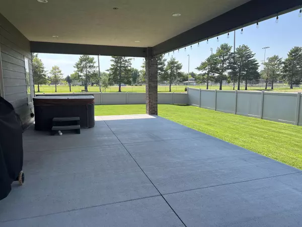 Hershey, NE 69143,601 Patterson