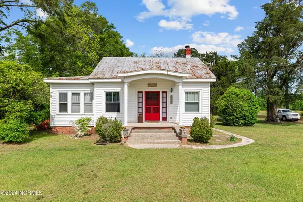 8849 Nc Highway 306 HWY, Arapahoe, NC 28510