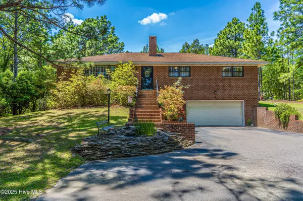 West End, NC 27376,118 Lancashire LN