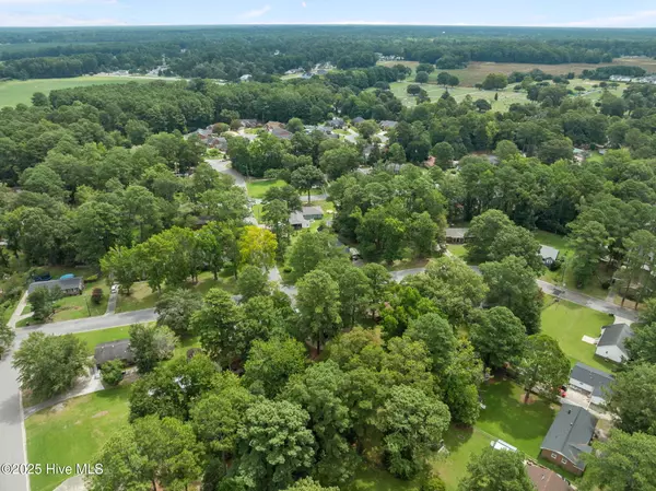 Washington, NC 27889,307 Rodmans RD