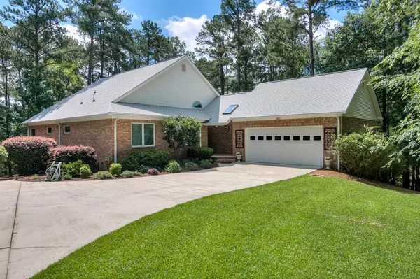 Mccormick, SC 29835,205 Rosewood LN