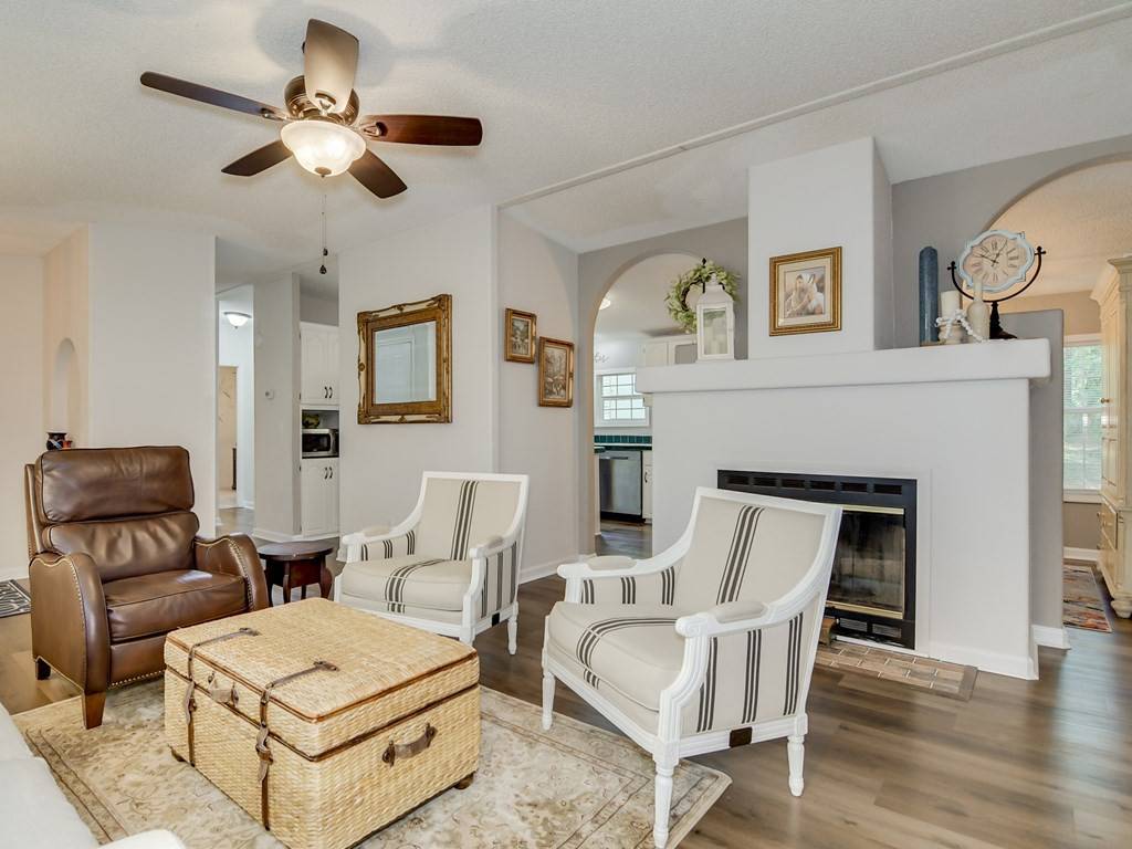 North Augusta, SC 29860,836/840 Springhaven DR