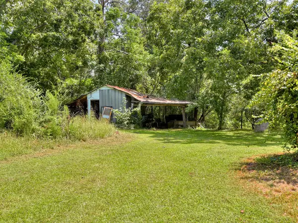 Modoc, SC 29838,77 Flat Rock RD