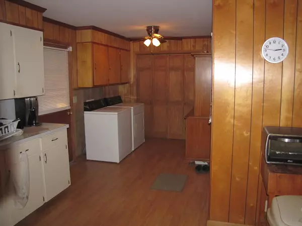 Girard, GA 30426,1074 Claxton RD