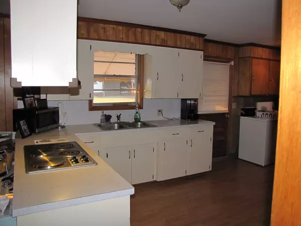 Girard, GA 30426,1074 Claxton RD