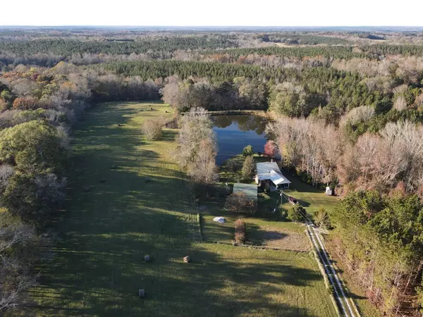 Rayle, GA 30660,397 Moore RD