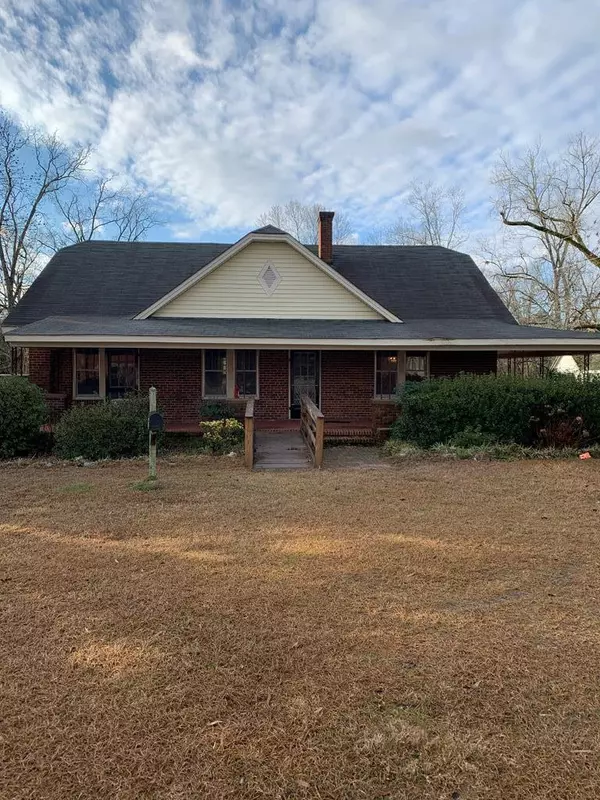 Gisbon, GA 30810,105 Palmer ST