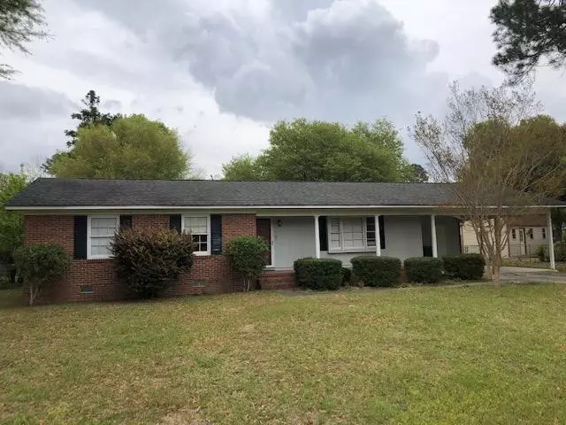 Barnwell, SC 29817,75 Furman ST