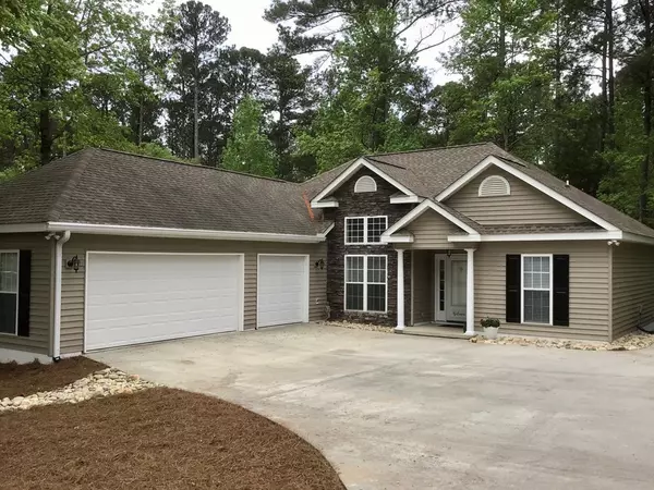 Mccormick, SC 29835,264 Fairway DR