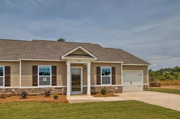 2044 SW Catlet CT, Aiken, SC 29803