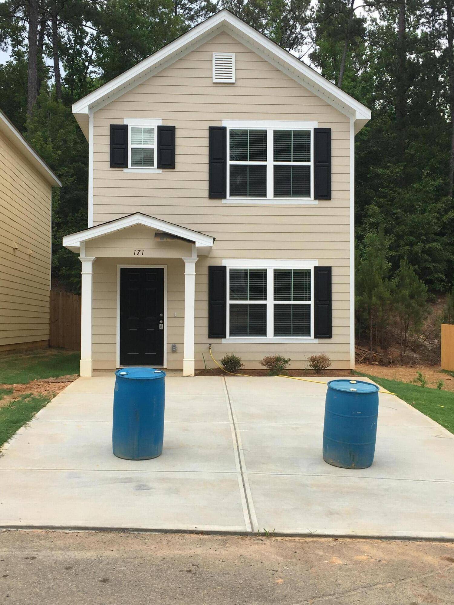 171 Village RUN, Harlem, GA 30814