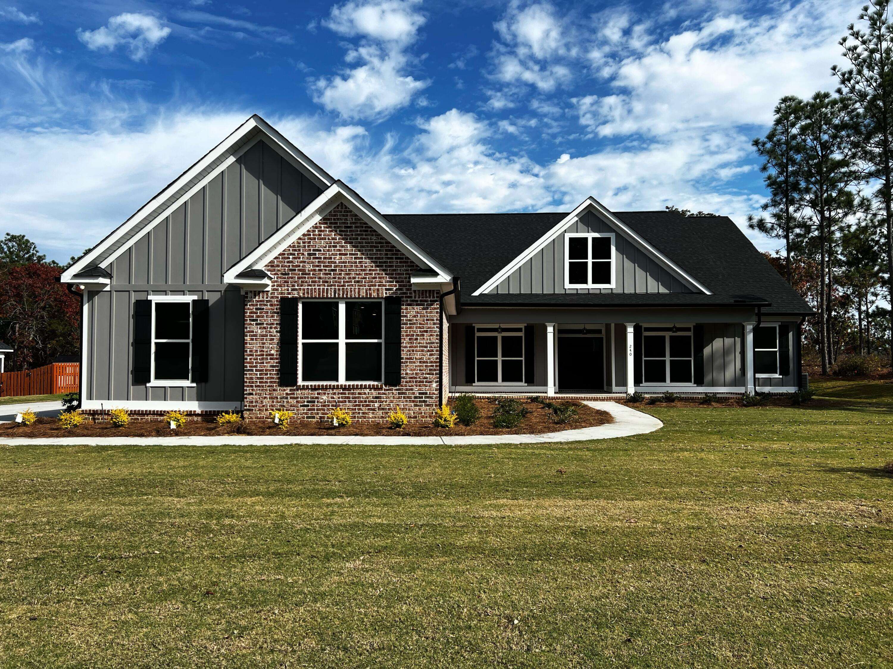 240 HIGHLAND DR, Graniteville, SC 29829