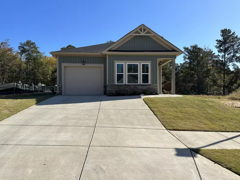 136 CANDLEBERRY DR, North Augusta, SC 29860