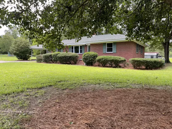 Johnston, SC 29832,709 EDISTO ST