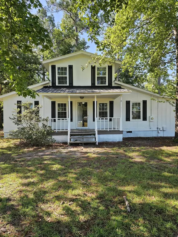 68 MEADOW RD, Swainsboro, GA 30401