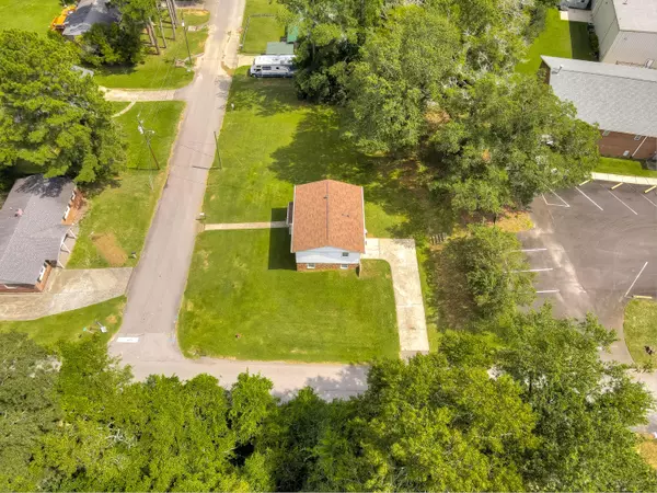 North Augusta, SC 29841,131 RITA AVE