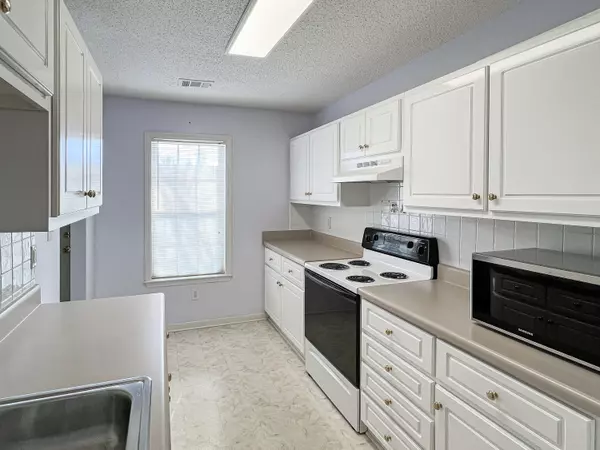 Aiken, SC 29803,104 SHELBY DR