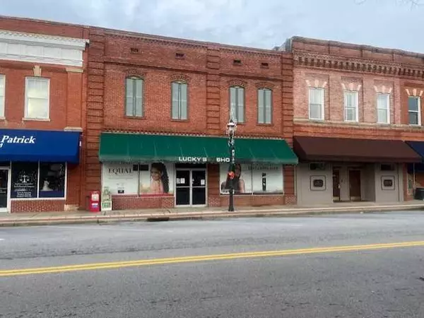 Mccormick, SC 29835,108 S MAIN ST