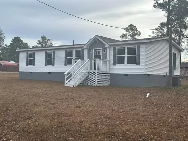Wadley, GA 30477,461 OAK ST