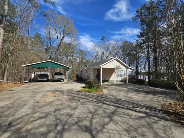 Tignall, GA 30668,2000 LAKE VIEW LN