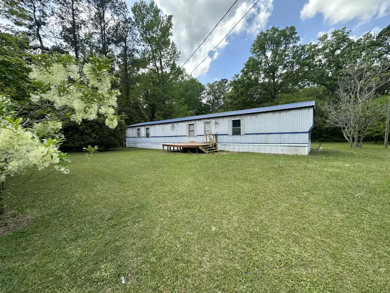 240 STRIPP LN, Waynesboro, GA 30830