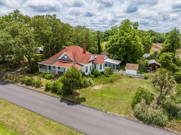 Williston, SC 29853,13515 W MAIN ST