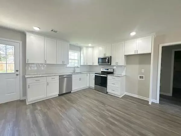 Wrens, GA 30833,111 Matthews ST