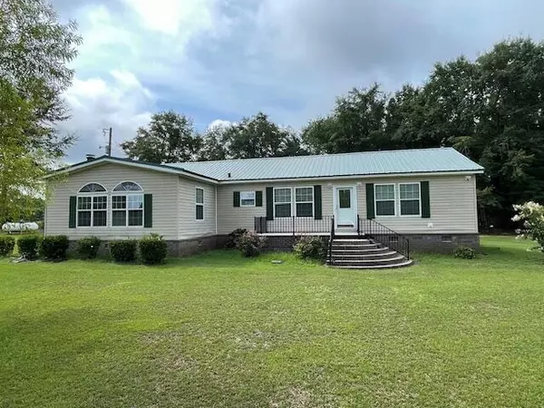 Sylvania, GA 30467,382 BAY RD