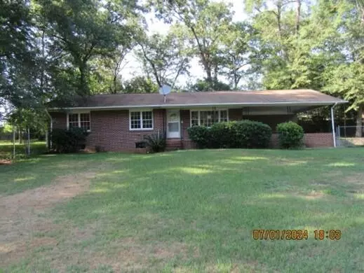 408 N THOMPSON ST, Wrens, GA 30833