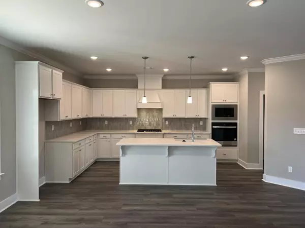 Graniteville, SC 29829,8159 Crossbow LNDG