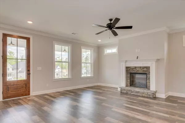 Grovetown, GA 30813,915 Walker Pt DR