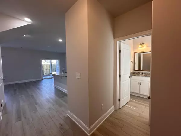 North Augusta, SC 29841,4007 Jane LN 11a