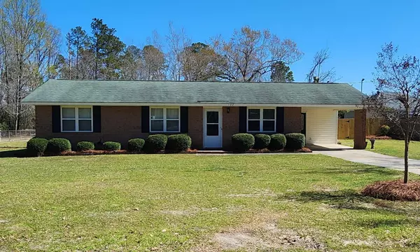 102 PEACHTREE ST, Wrens, GA 30833