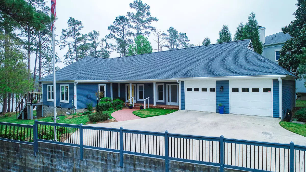 Mccormick, SC 29835,228 HERON SHRS
