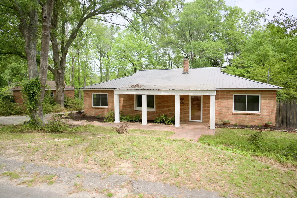Williston, SC 29853,85 JOHN ST