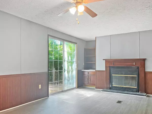 Thomson, GA 30824,4112 Quail Farm RD