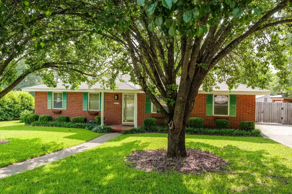 North Augusta, SC 29841,818 Hillside DR