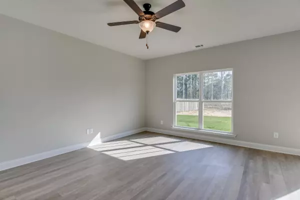 North Augusta, SC 29860,994 Lovebird LN