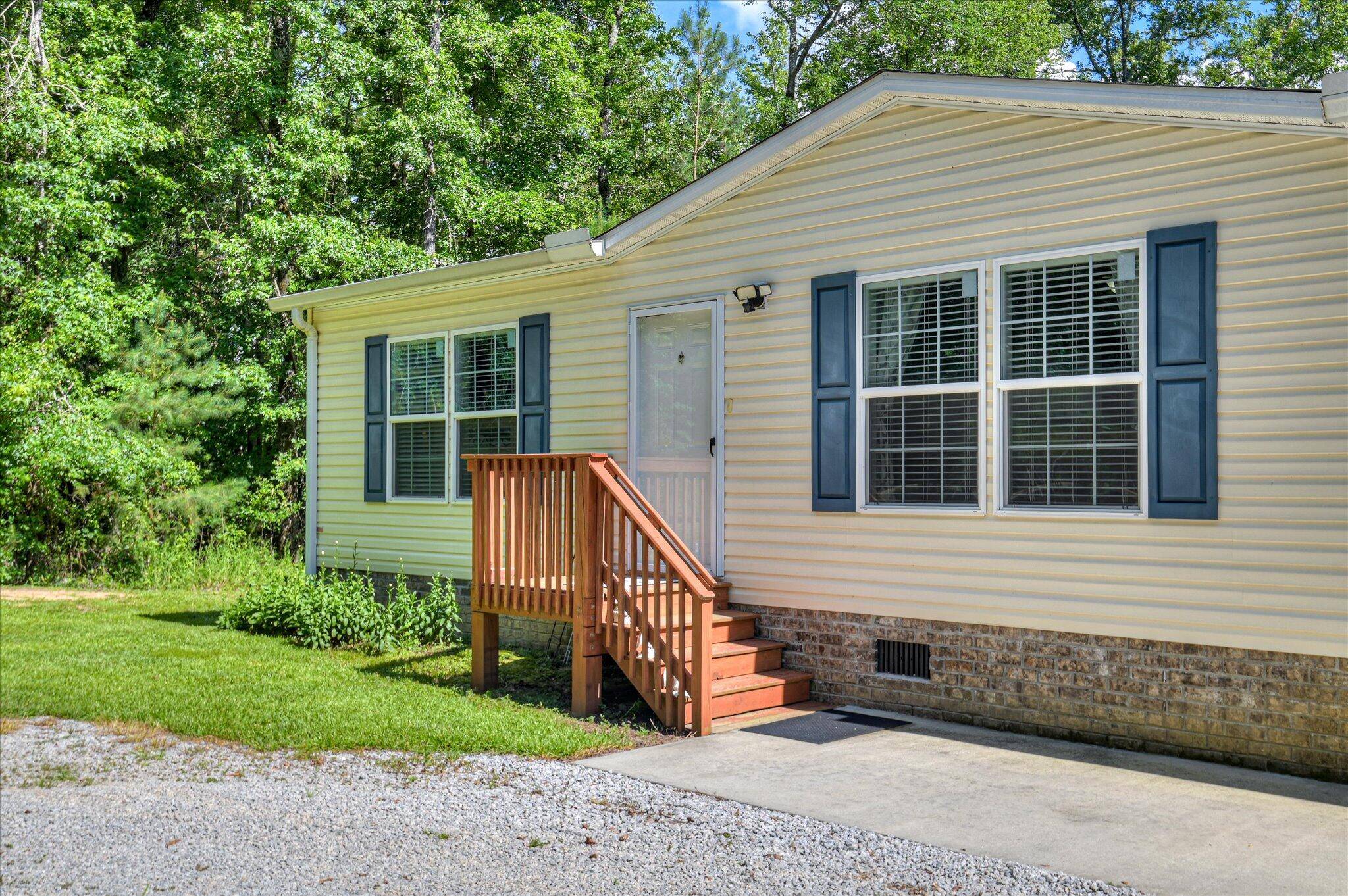 1711 Carolyn Lake CIR, Thomson, GA 30824