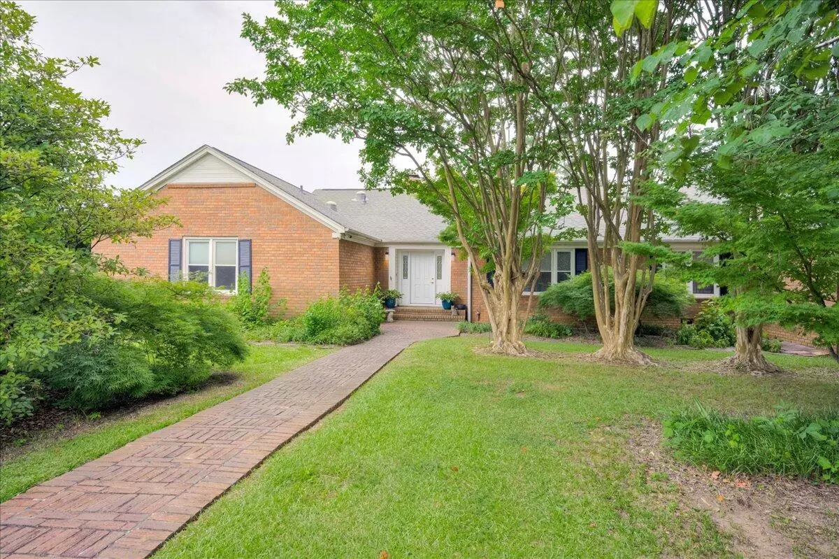 Evans, GA 30809,214 Taft DR