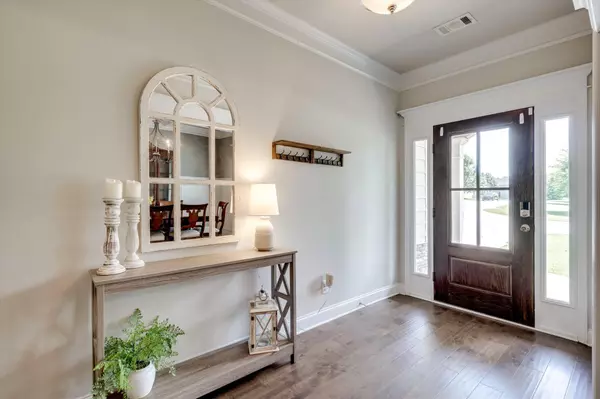 Evans, GA 30809,729 Houston Lake DR
