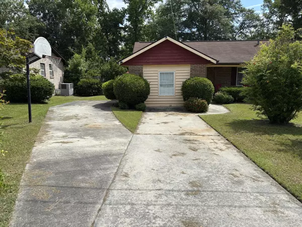 Thomson, GA 30824,408 Lilac LN