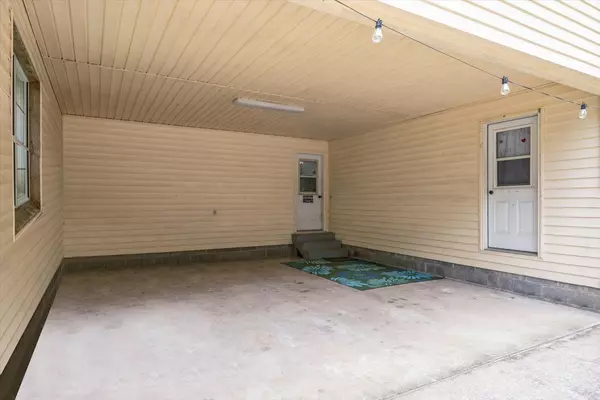Tignall, GA 30668,819 Jane Hill Road