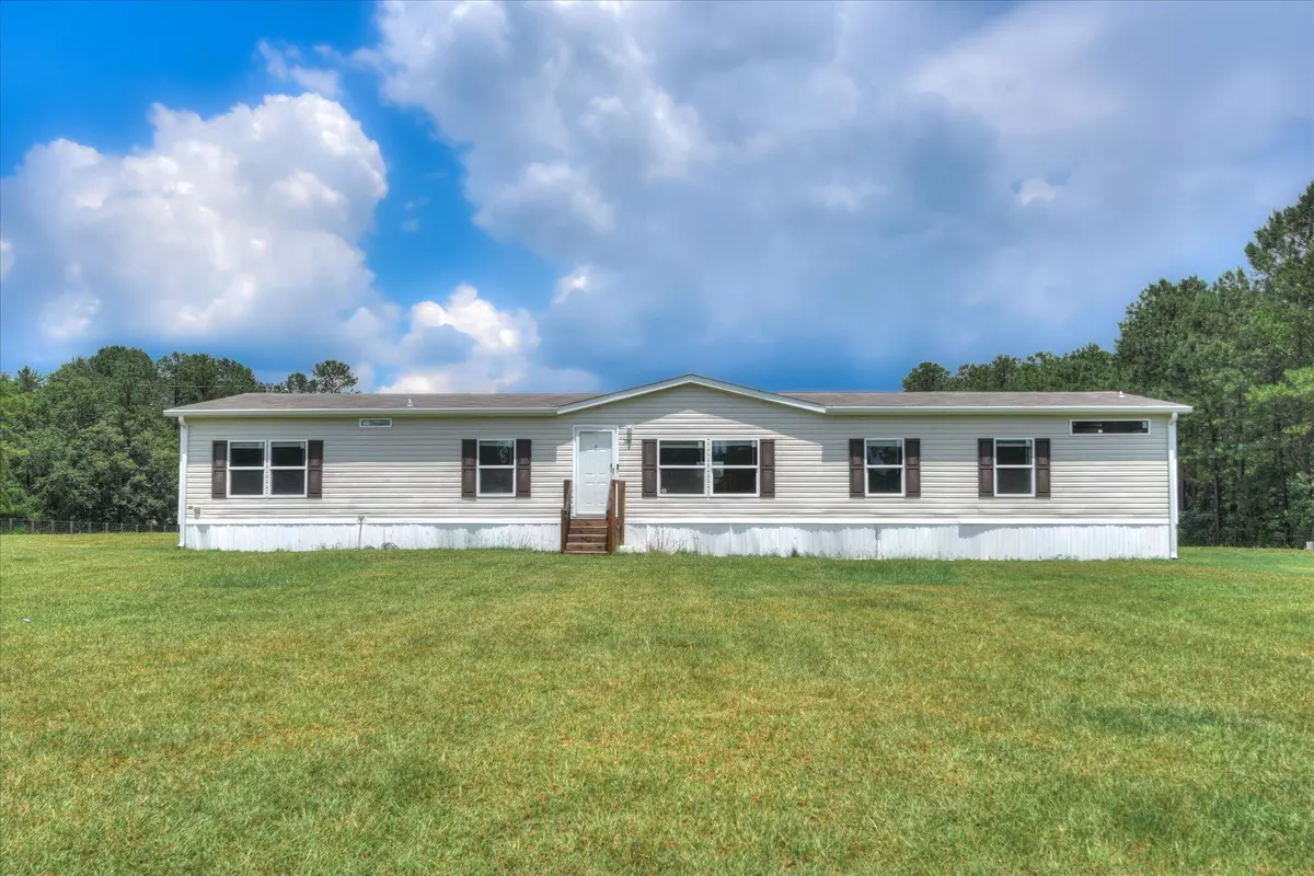 Warrenville, SC 29851,391 Brier Patch LN