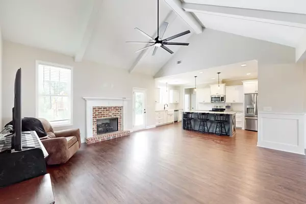 North Augusta, SC 29841,465 Dove Lake DR