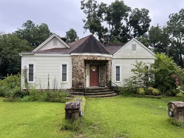 122 First ST, Dearing, GA 30808