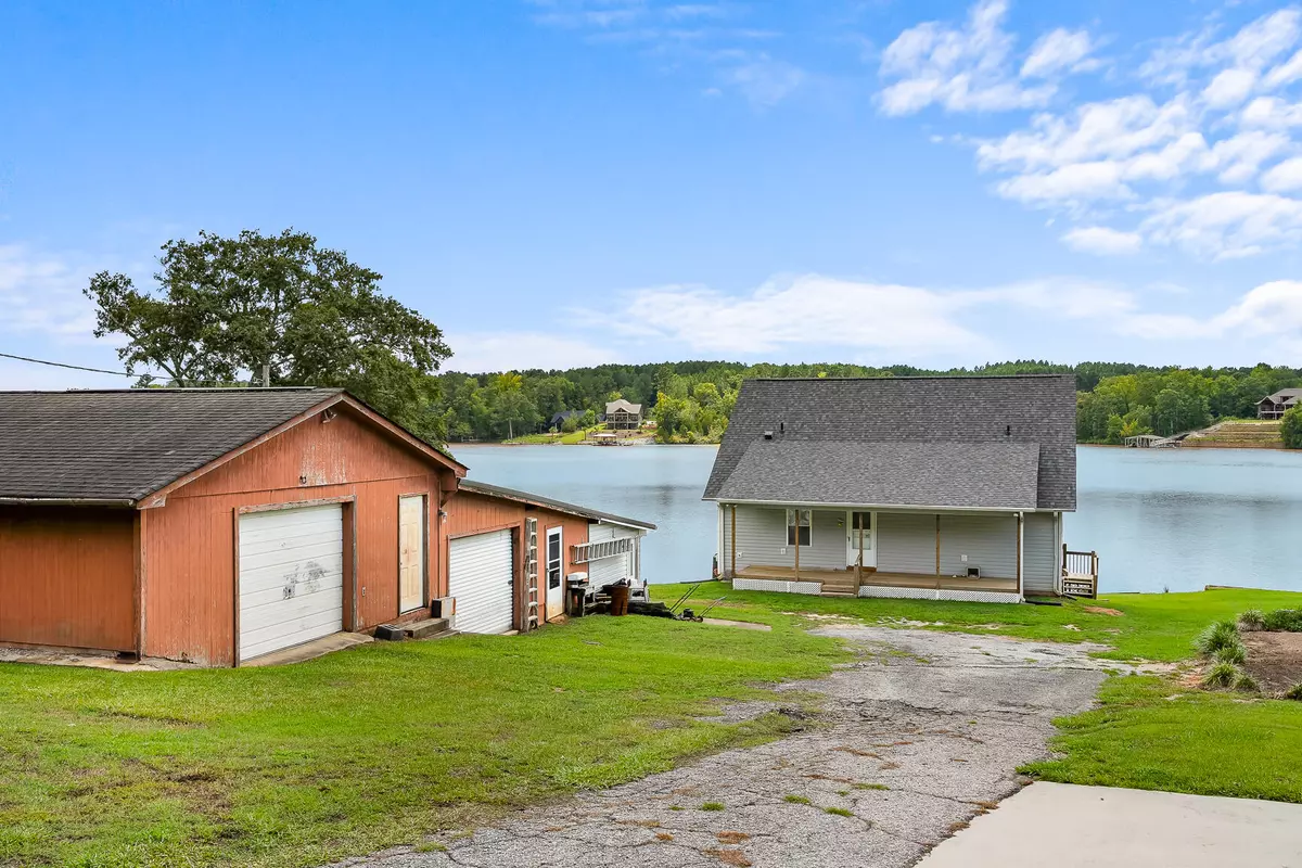Waterloo, SC 29384,839 Stillwater RD