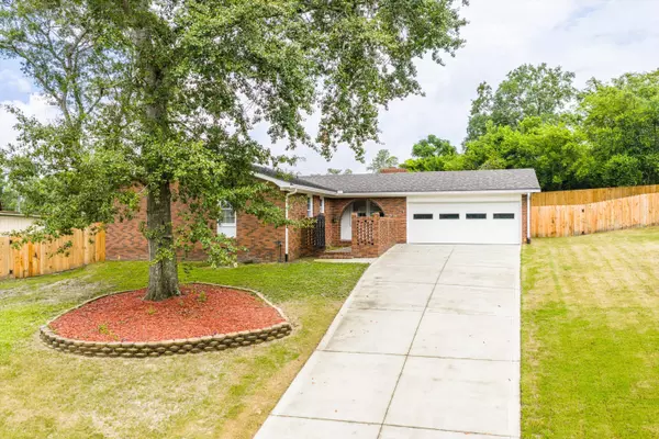 1806 Robinson DR,  North Augusta,  SC 29841