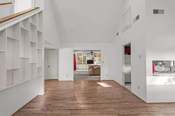 North Augusta, SC 29860,1610 W W. Martintown RD